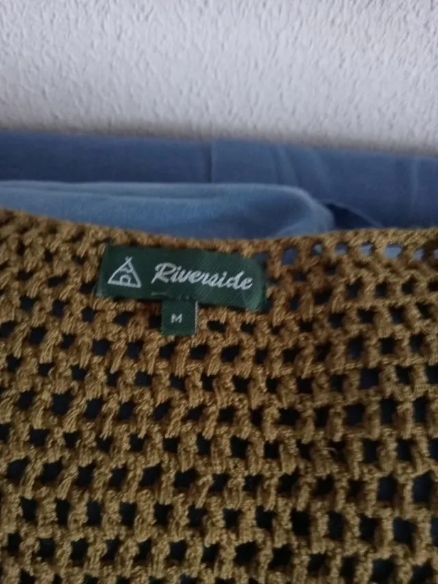 Chaleco de crochet verde oliva