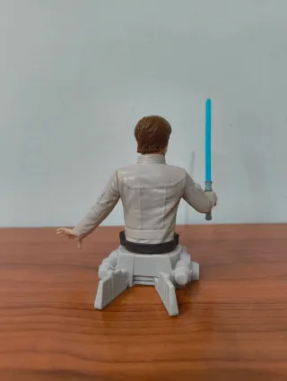 Modellino duellante Luke Skywalker con spada laser