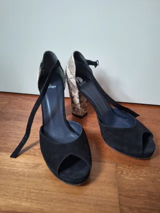 Sandalias Castañer ante negras