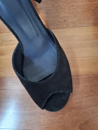 Sandalias Castañer ante negras