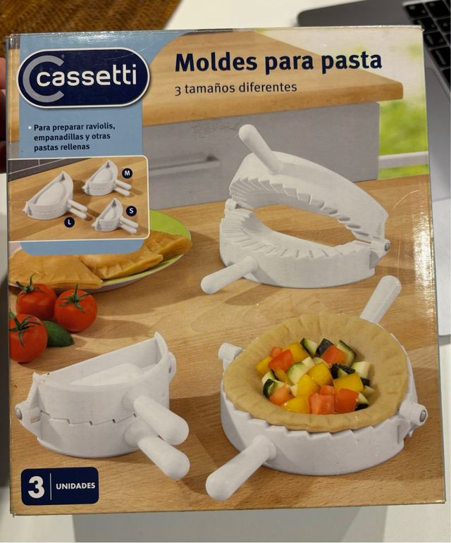 6 moldes diferente tamaño para pasta /empanadillas