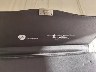 Maletín ejecutivo marrón y gris