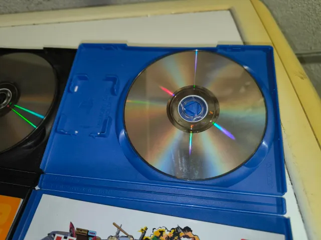 Consola PlayStation 2 con mandos y accesorios