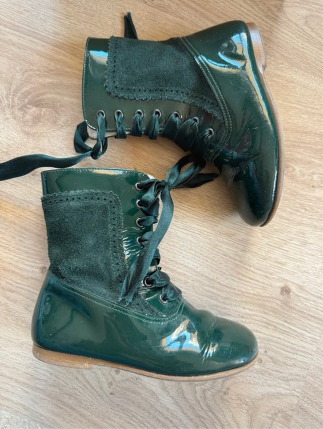 Botas charol niña piel talla 26