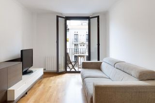 Piso en venta en El Raval en Barcelona