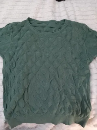 Maglioncino verde salvia