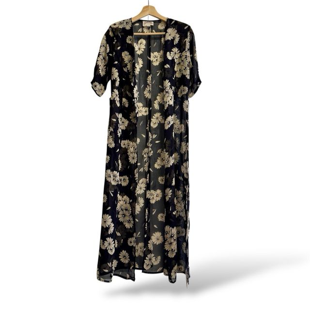 Talla L - Kimono floral y vestido negro