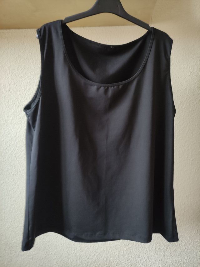 Camiseta sin mangas negra