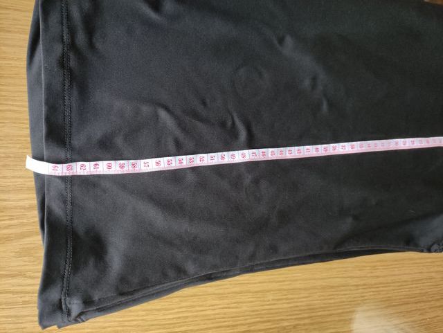 Camiseta sin mangas negra