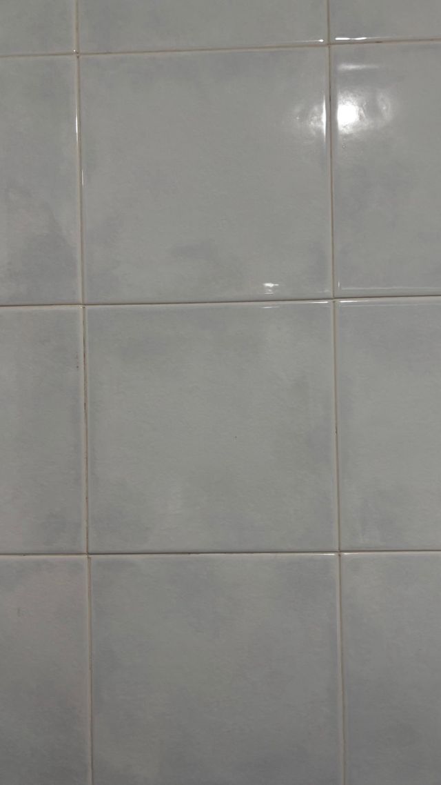 15 azulejos blancos cuadrados pequeños 20x20