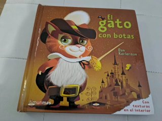 Teo en tren y El Gato con Botas