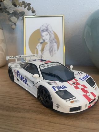 McLaren F1 GTR 1:18 UT Minichamps