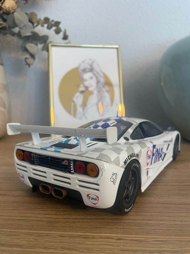 McLaren F1 GTR 1:18 UT Minichamps