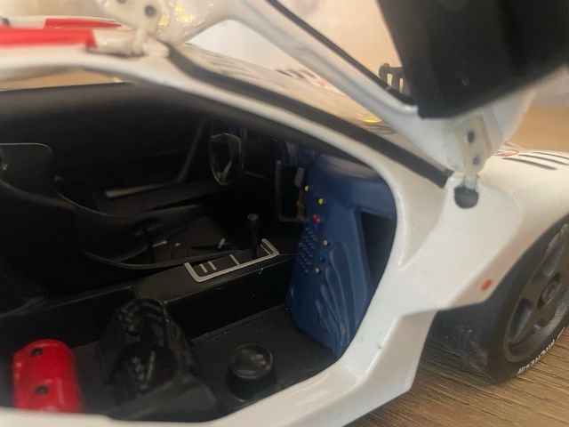 McLaren F1 GTR 1:18 UT Minichamps