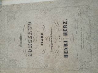 Libro antiguo de piano