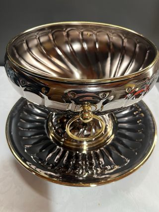 Zuppiera rifiniture calvanicamente  
dorate 24 KT