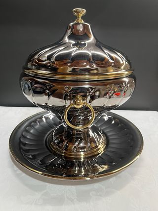 Zuppiera rifiniture calvanicamente  
dorate 24 KT