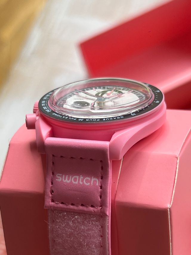 Omega Swatch MoonSwatch Pink