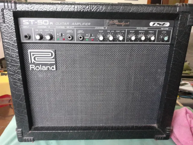 Amplificador Guitarra Roland ST-50 R TSE