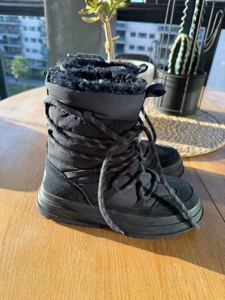 Botas niña Zara Talla 36