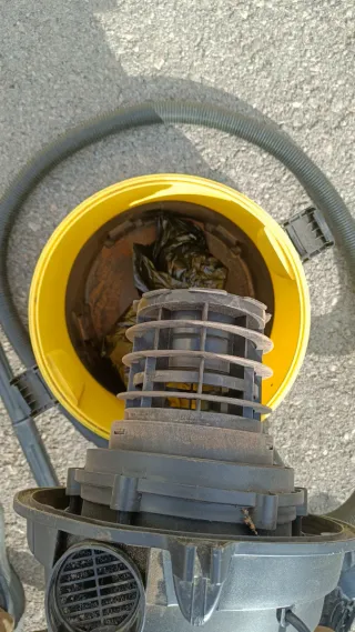 Aspirador Parkside PNTS 1300 E4