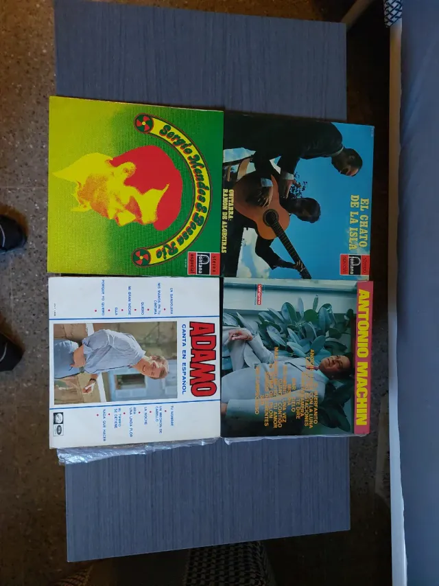 Lote 4 Vinilos Sergio Mendes, Adamo, Machin