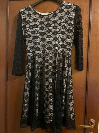 Abito donna pizzo nero con fodera neutra