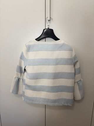 Giacca a righe azzurre e bianche