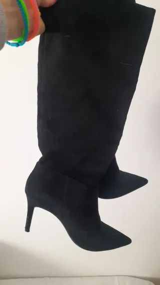 Botas altas negras talla 39