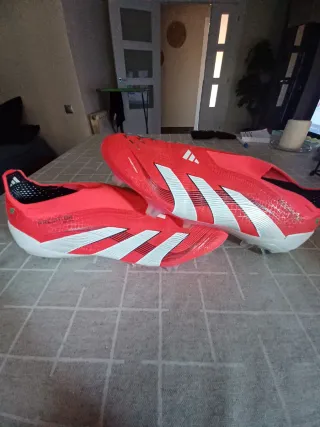 Botas de fútbol Adidas Predator unixes talla 40
