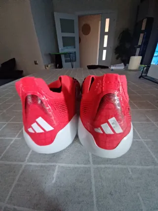 Botas de fútbol Adidas Predator unixes talla 40