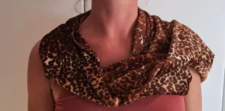 Sciarpa vintage leopardata in velluto