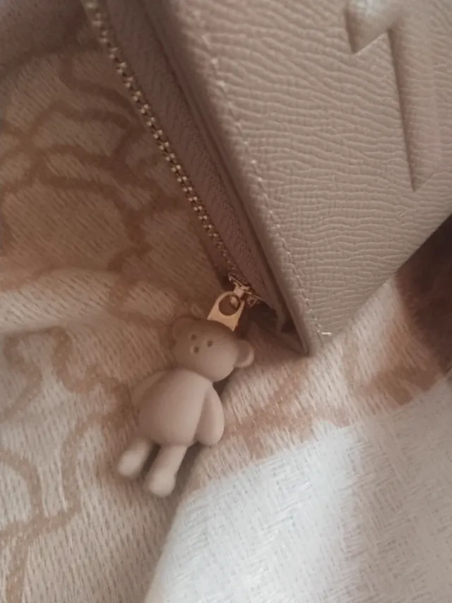 Cartera o Pashmina Tous