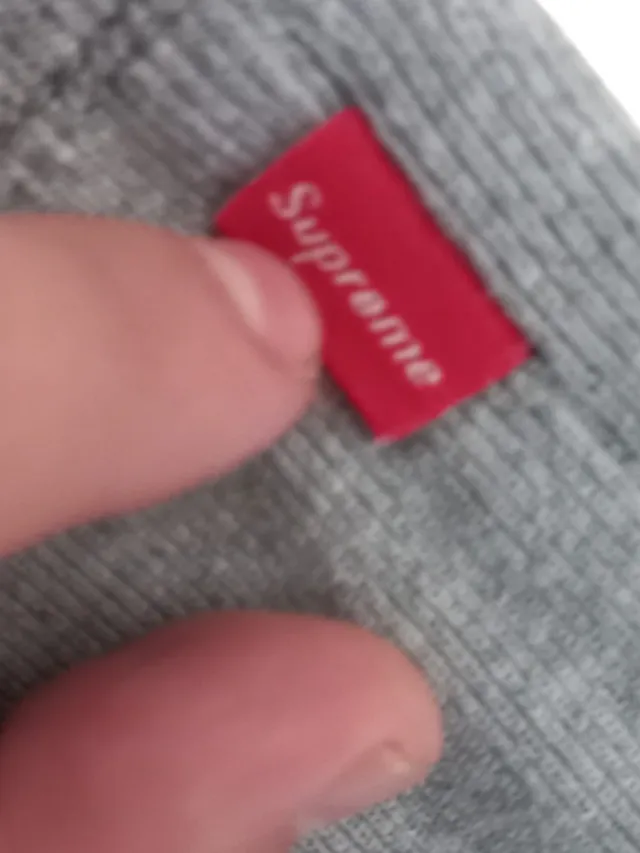 Sudadera Supreme Gris