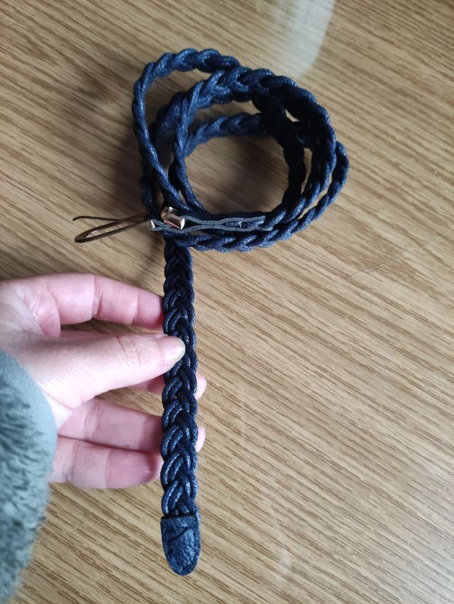 Cinturón trenzado azul