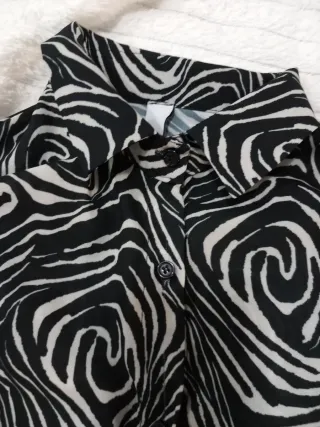 Camicia blu e multicolor