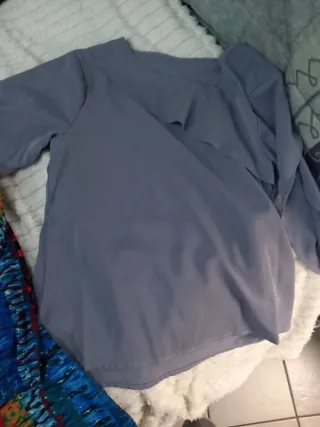 Camicia blu e multicolor