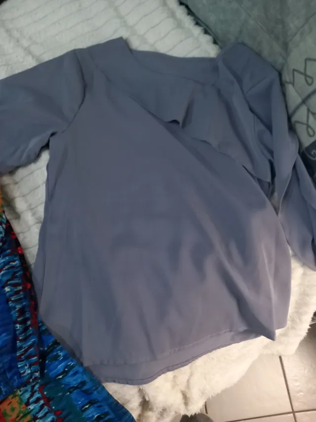 Camicia blu e multicolor