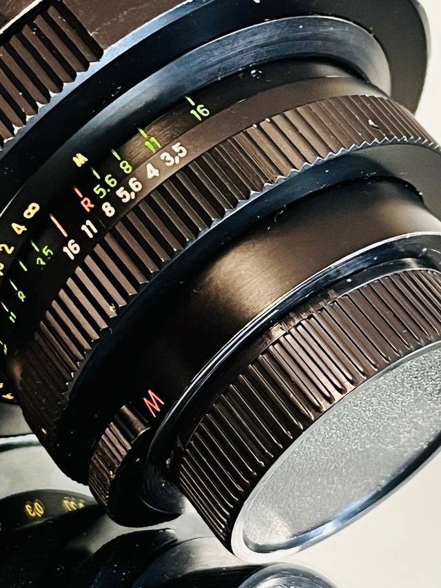 Mir-20M Ultra Grande Angular Soviético 20mm f/3.5