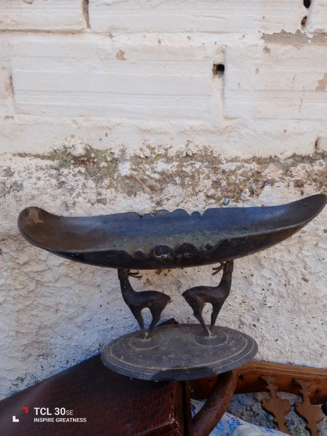 Centro de mesa decorativo con ciervos