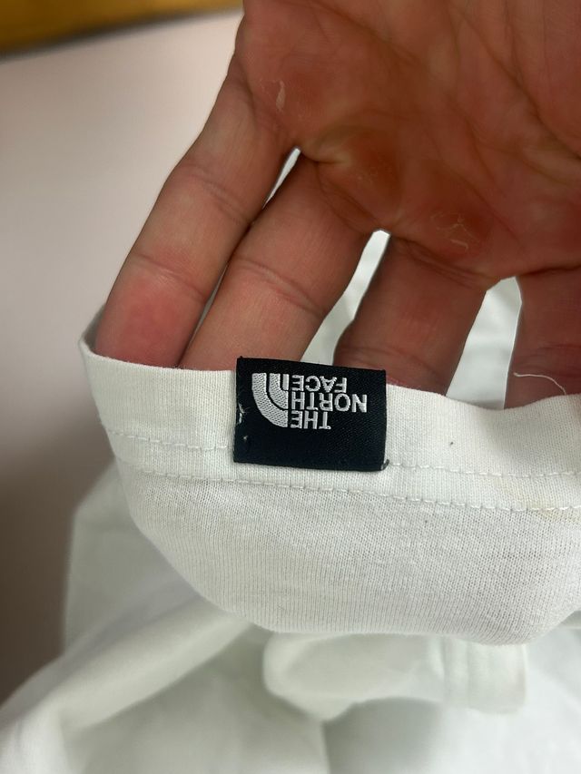 The North Face Camiseta Logo Frontal Original