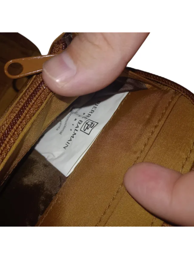 Cartera Pierre Balmain