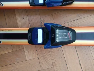 Esquís Salomon Naranja y Negro