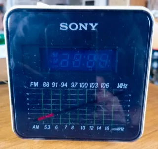 Radio Sveglia Sony Anni '80