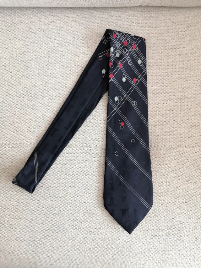 Corbata seda azul marino con estampados