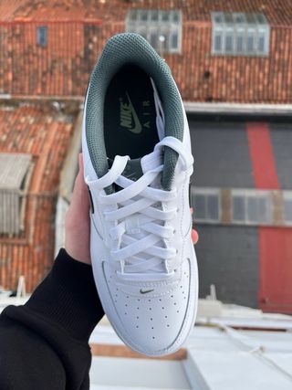 Nike Air Force 1 Blancas y Verdes