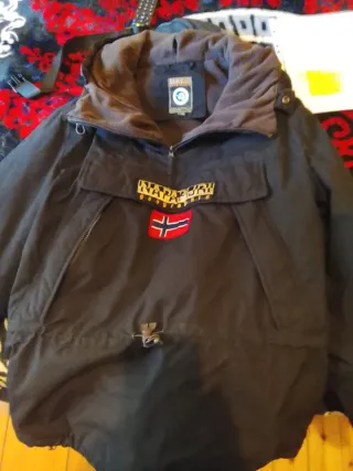 Chaquetón Napapijri Geographic Negro