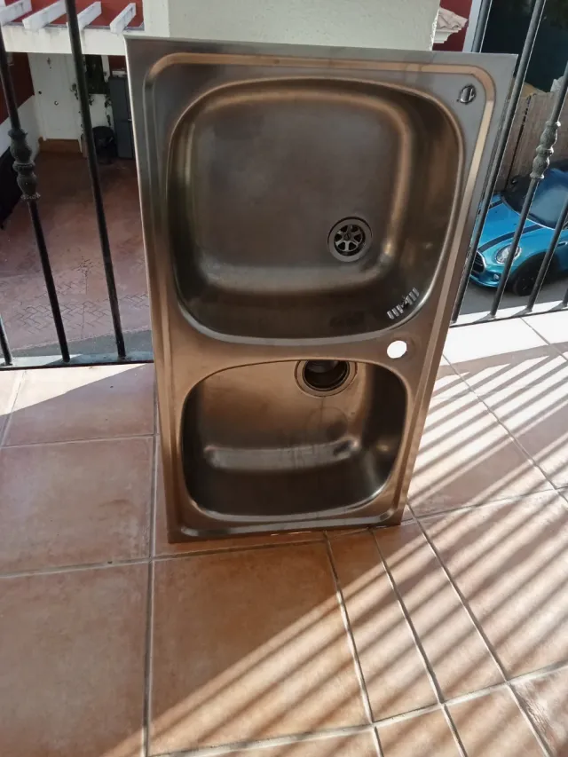Fregadero doble de acero inoxidable