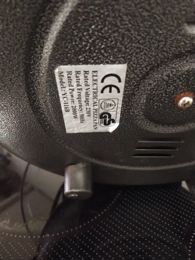 Pentola Elettrica Pizzapan - 12€