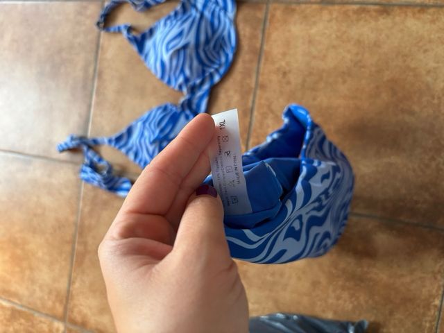 Bikini Rayas Azul y Blanco